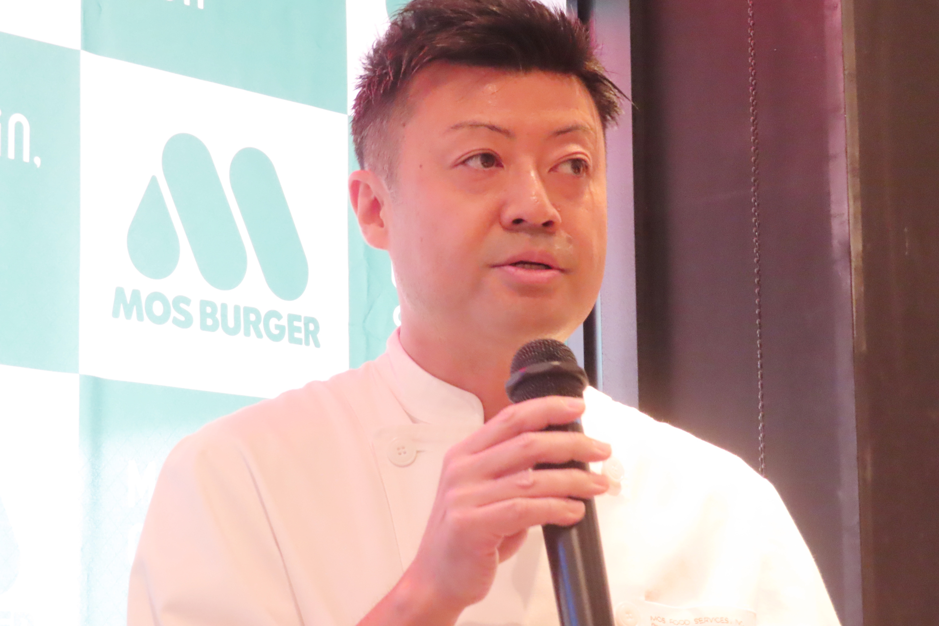 商品開発担当の堀谷直人氏