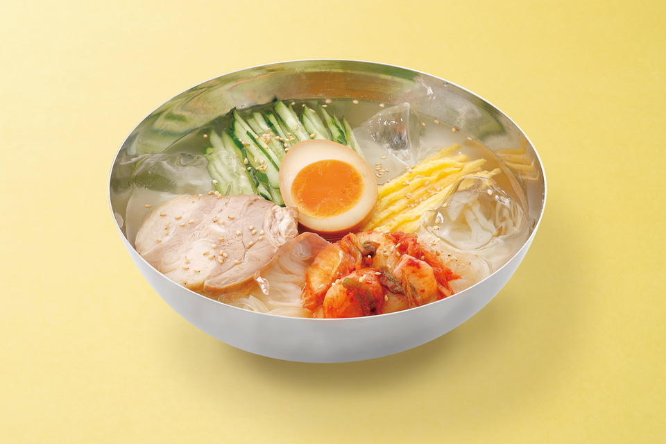 れんげ食堂Toshu/中華東秀、のどごしつるんな「五目冷麺」と旨辛「豚