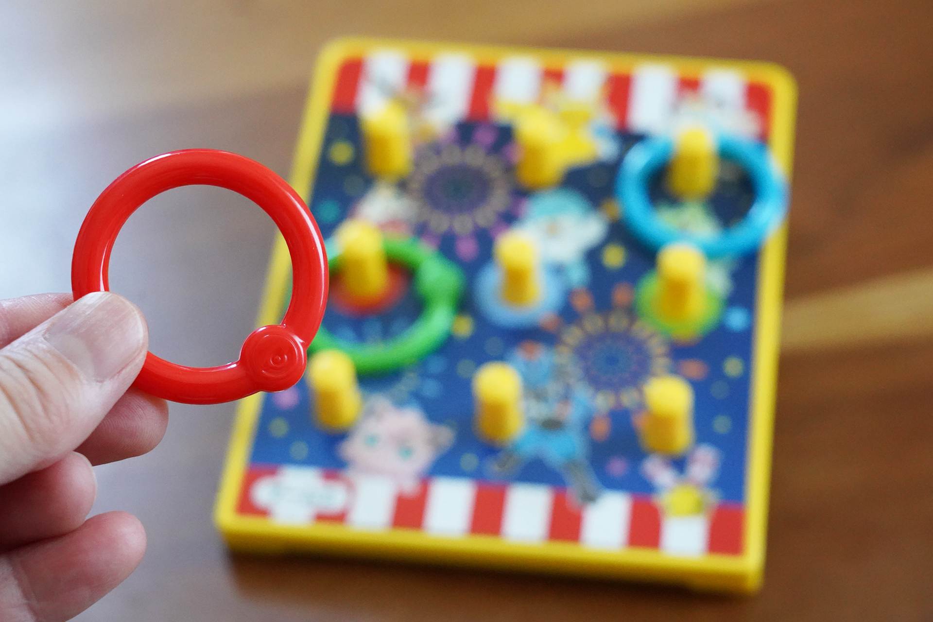 緑の輪ではニャオハ、青い輪ではクワッス、赤い輪ではホゲータを狙ってみて