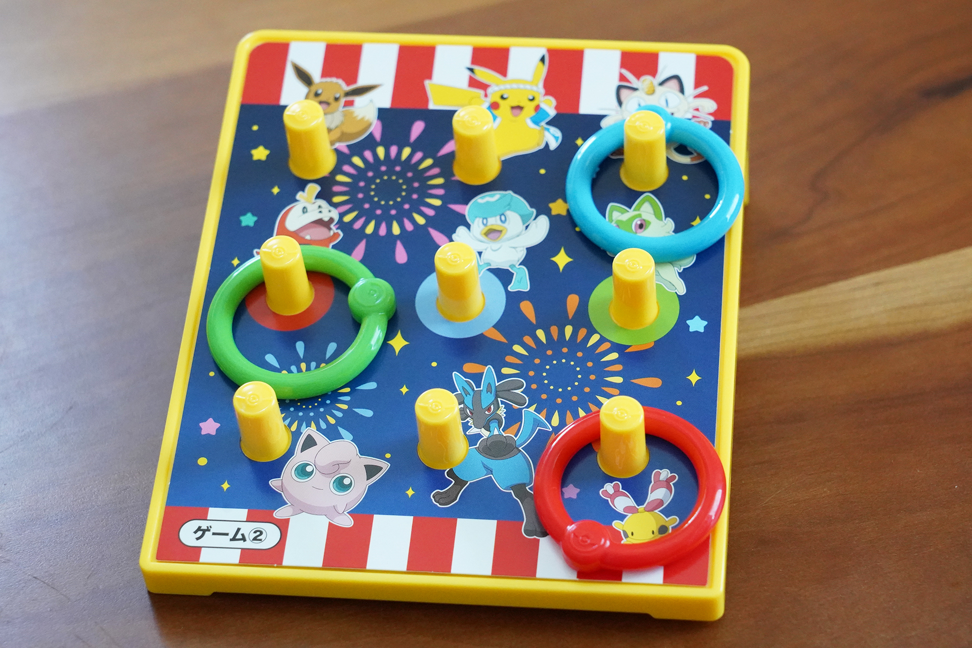 緑の輪ではニャオハ、青い輪ではクワッス、赤い輪ではホゲータを狙ってみて