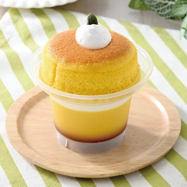 「スフレ・プリン かぼちゃ」（348円）