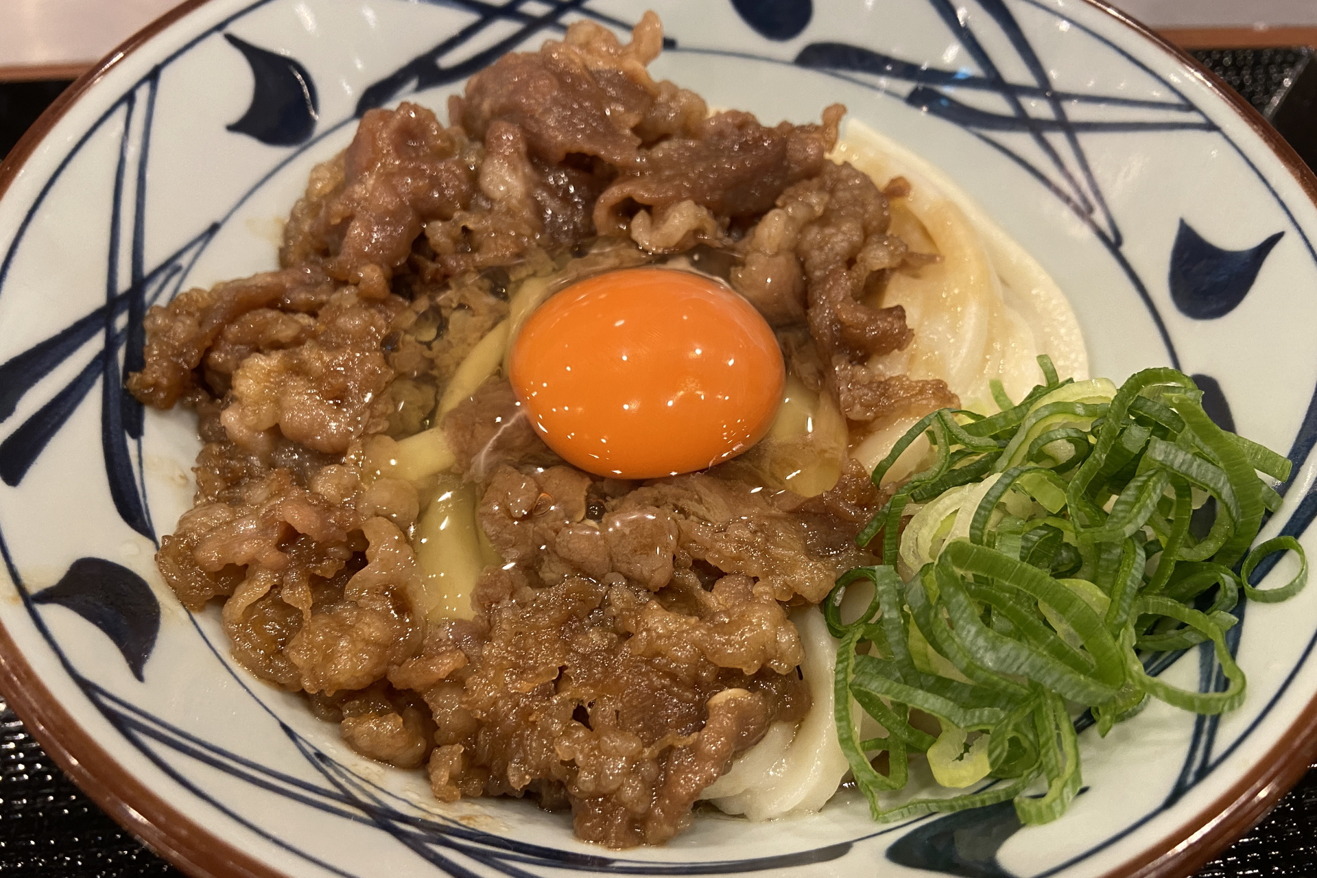 焼きたて牛すき釜玉うどん