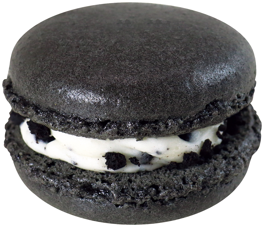 「真っ黒マカロン」（180円）