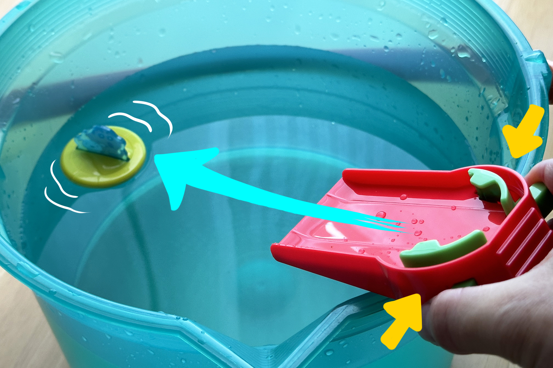 台座の横のボタンを押すと滑り落ちるぞ