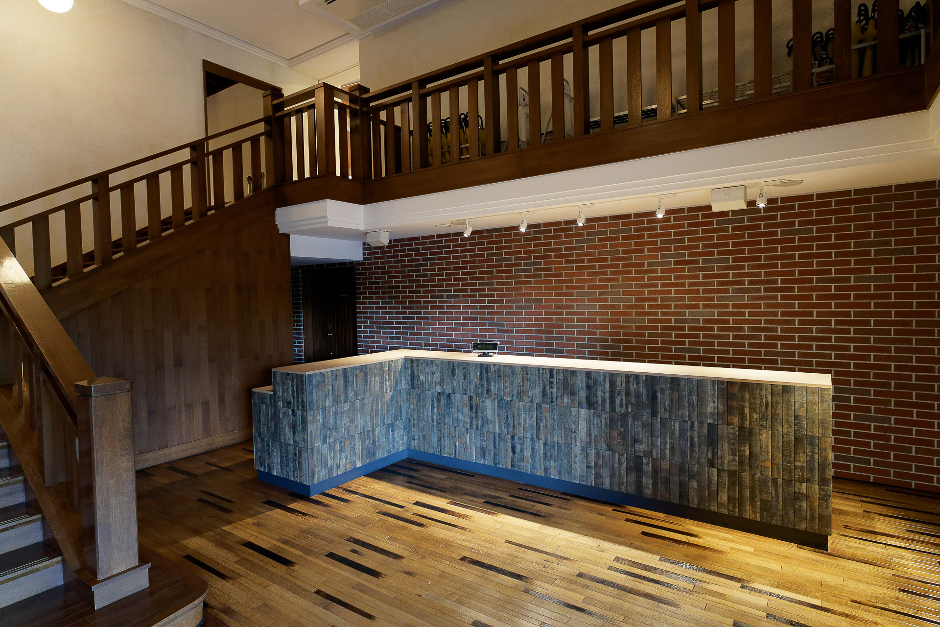 受付カウンター