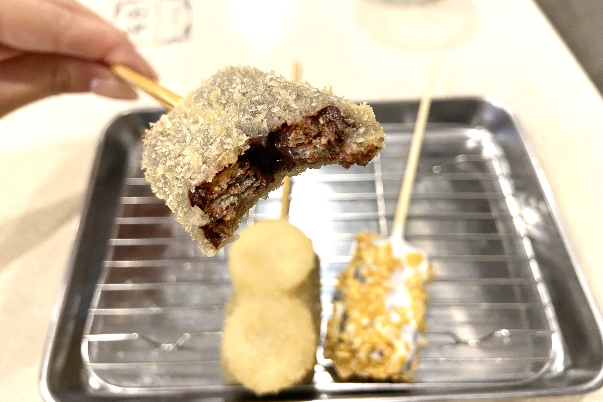 外はサクサク、中はトロっとした不思議な食感