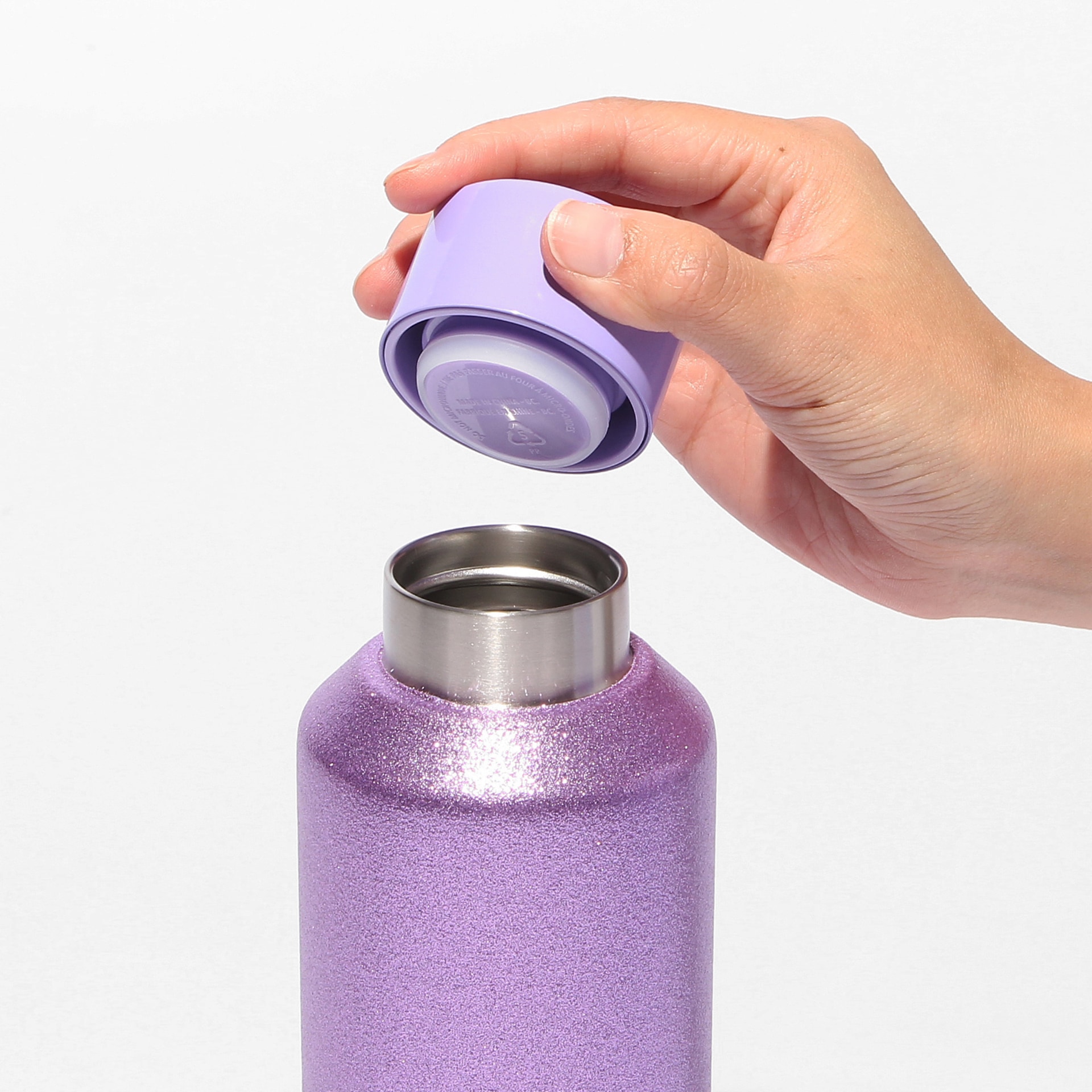 「ステンレスボトルグリッターパープル591ml」（4600円）
