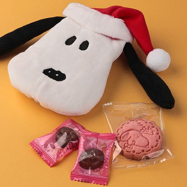 カルディ、サンタ帽のスヌーピーがかわいい「クリスマスポーチ」発売