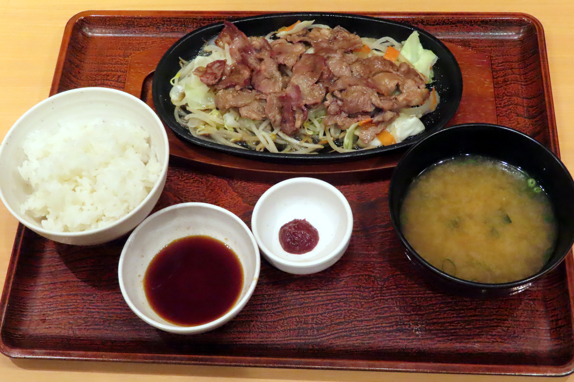 野菜とラムのジンギスカン定食
