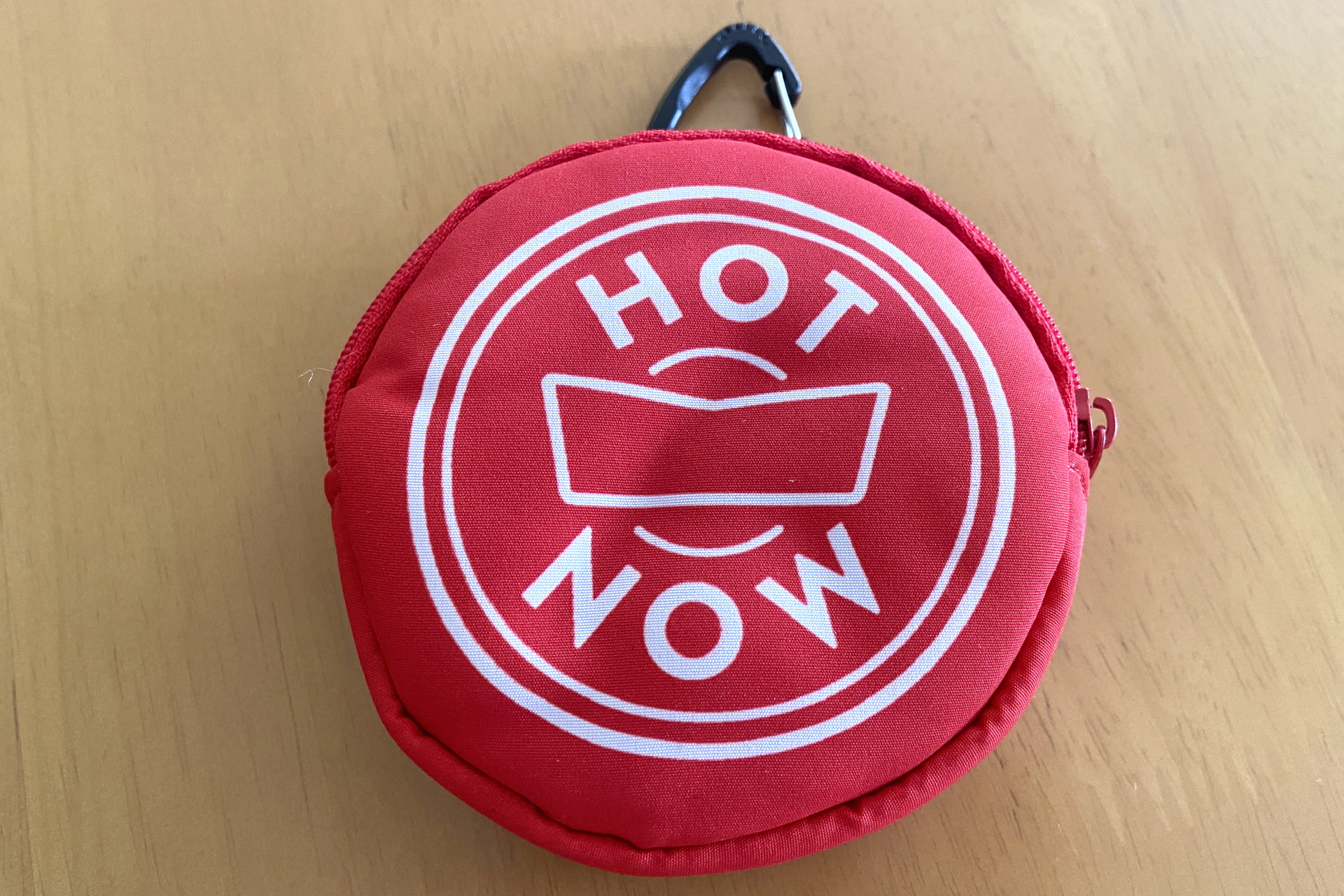 HOT LIGHT ポーチ