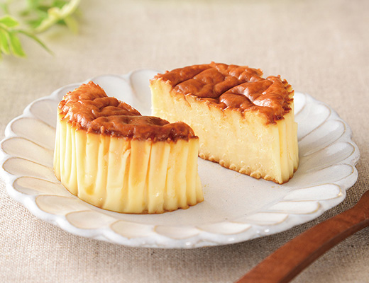 「Uchi Café バスチー バスク風チーズケーキ」（265円）