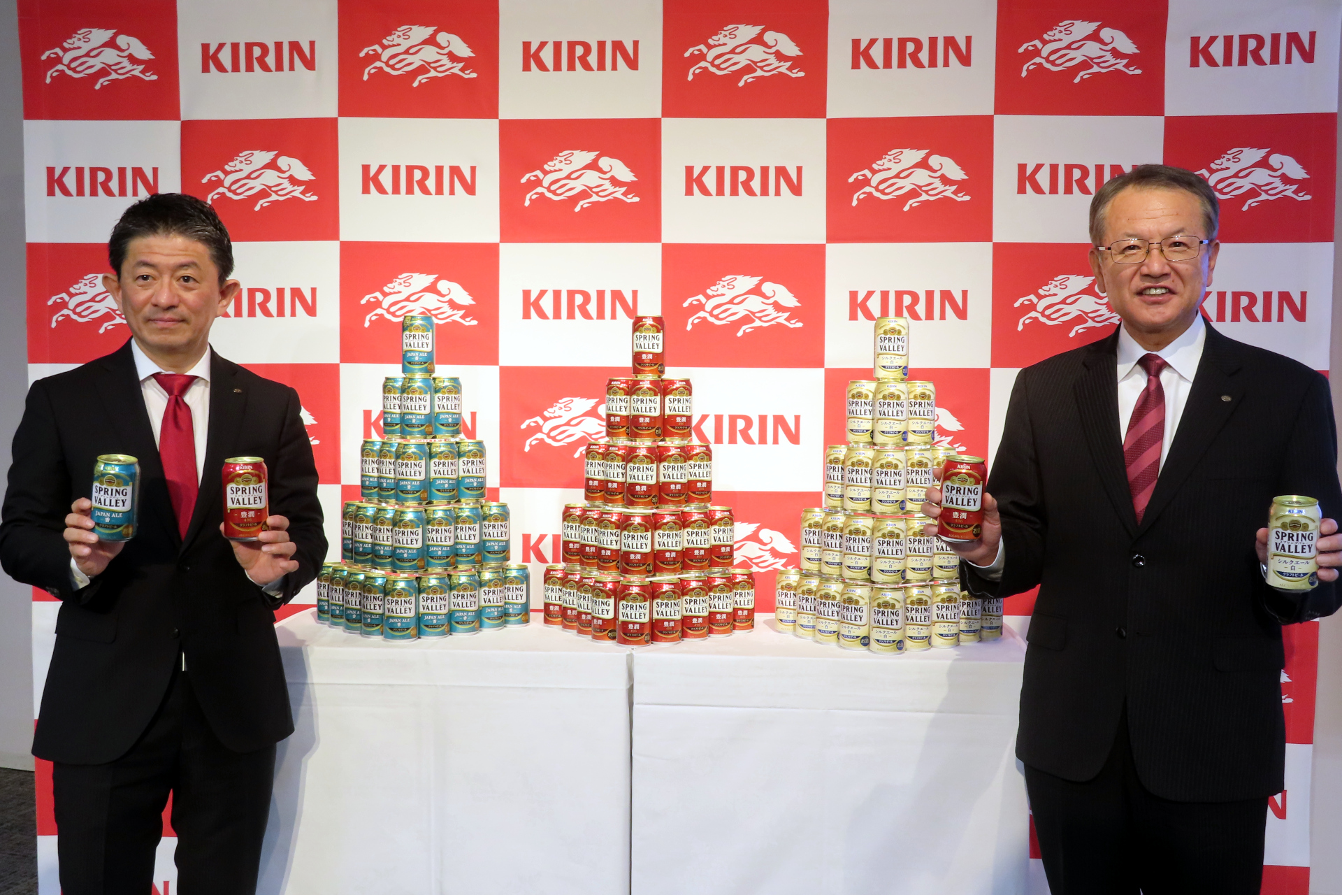 代表取締役社長の堀口英樹氏（右）と執行役員 マーケティング部長の今村恵三氏（左）