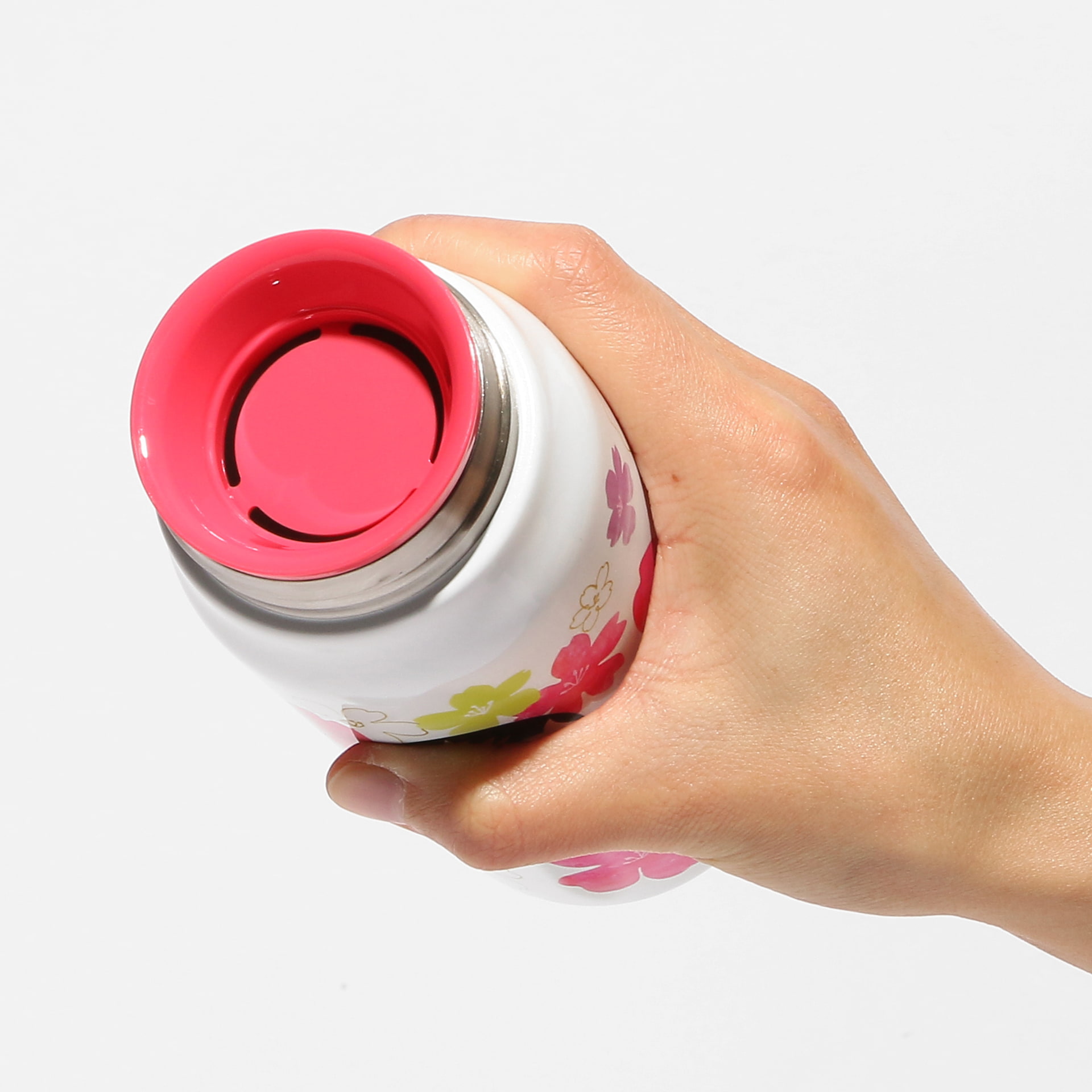 「SAKURA2024ステンレスミニボトルホワイト355ml」（4900円）