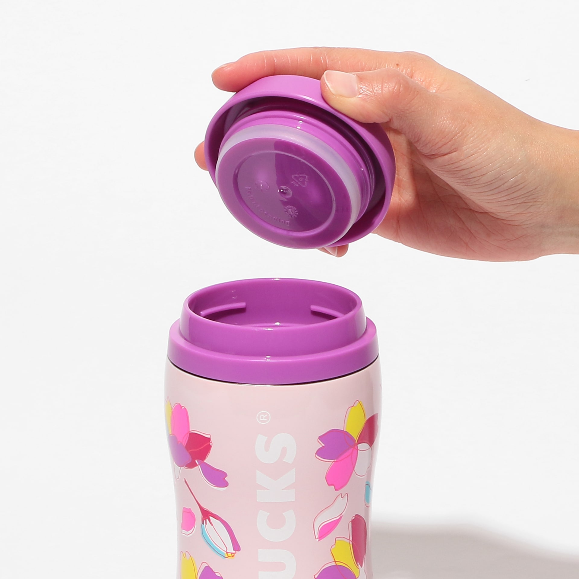 「SAKURA2024カーヴドステンレスボトルカラフルペタル355ml」（4600円）