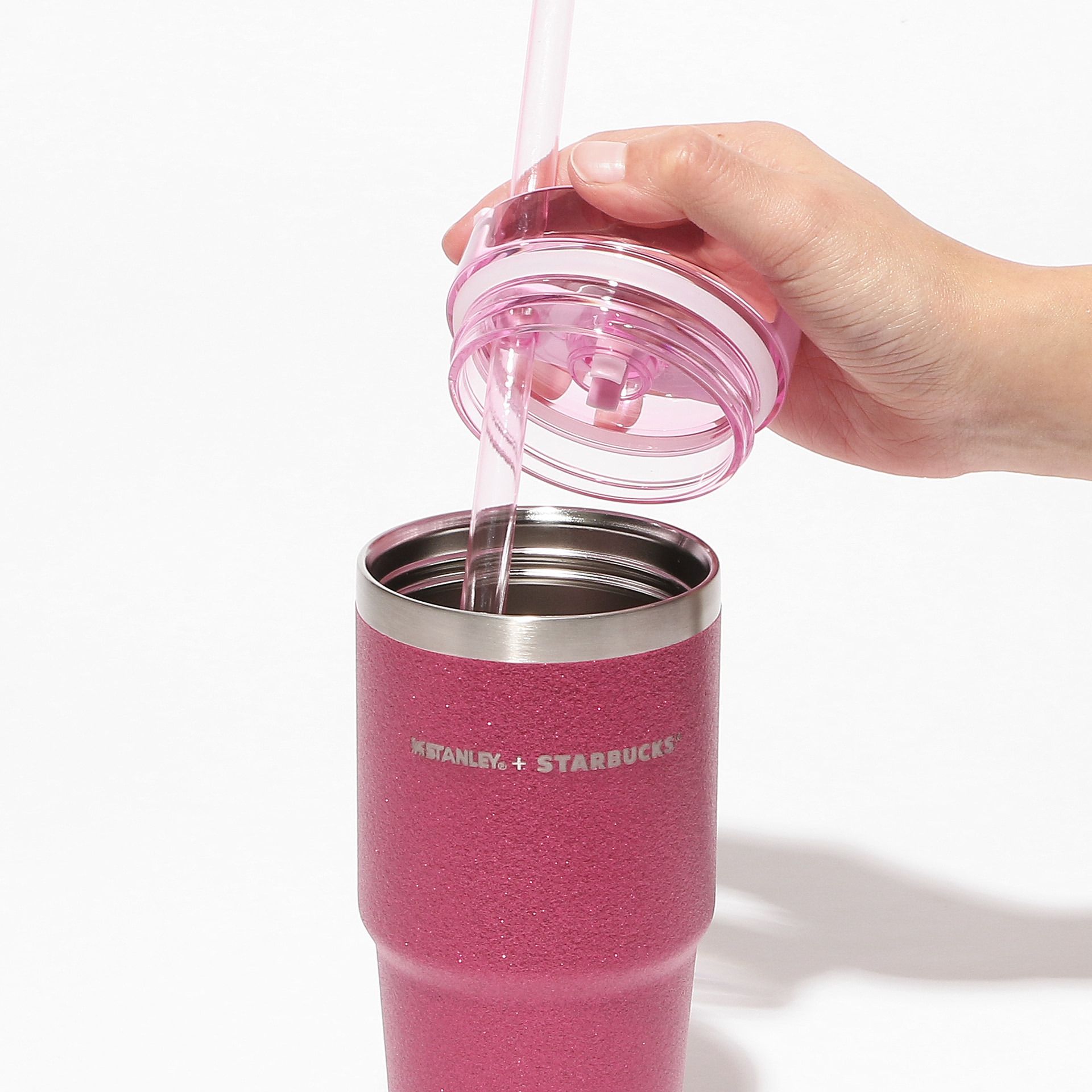 「3WAYステンレスタンブラーSTANLEYグリッタービビッドピンク473ml」（4600円）
