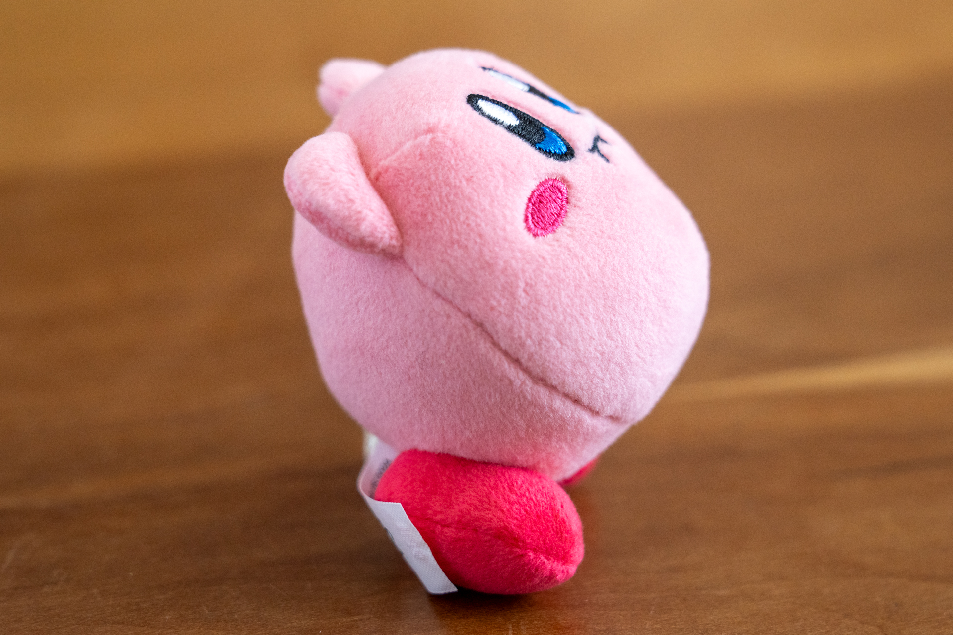 バランスがいいのでわりと簡単に自立する