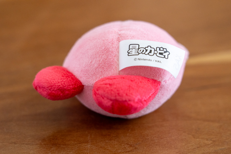 マック“ハッピーセット”に「星のカービィ」初登場！ 手のひら