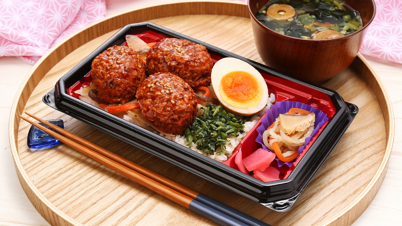 5種具材の自家製つくね丼