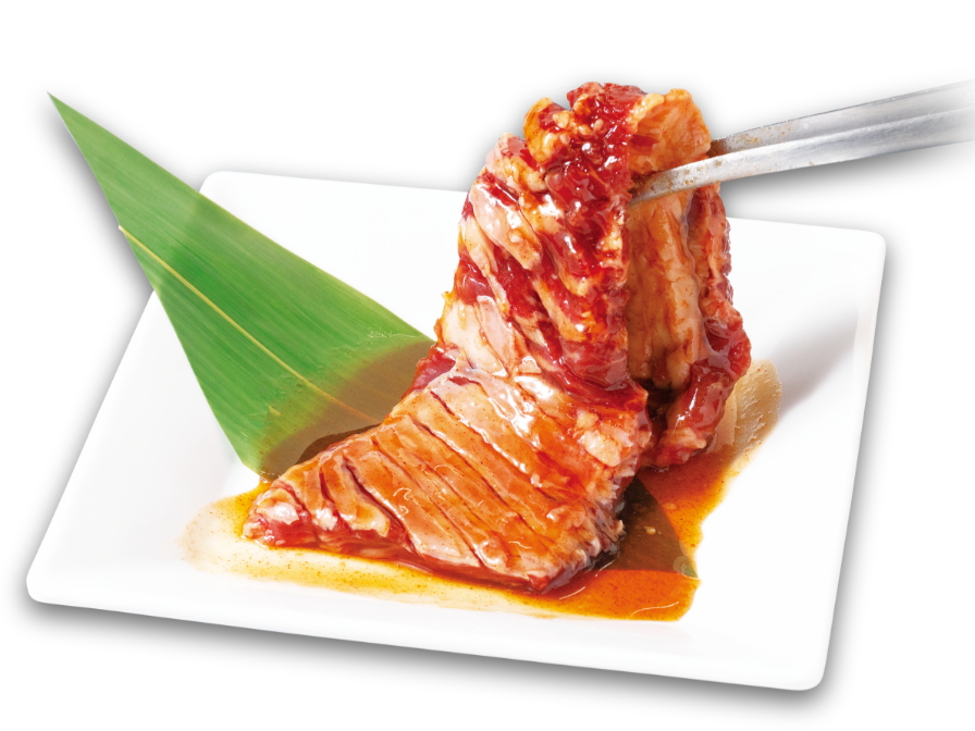 店内で手切りした大判のカルビ（食べ放題対象コース：大感激コース、じゅうカルコース、国産牛＆みすじコース、牛タン＆黒毛和牛コース）