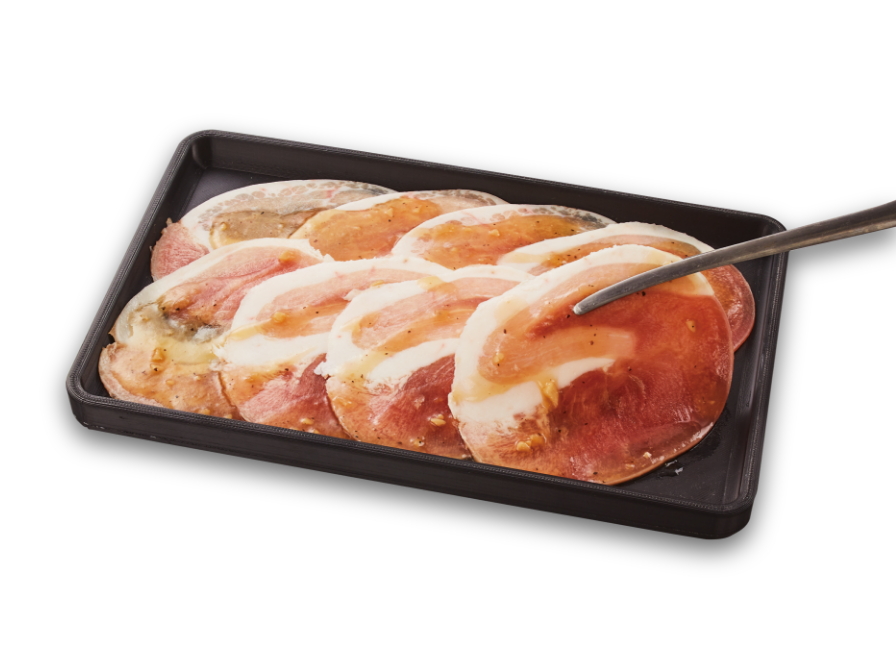 大判サイズで食べ応えがあり、脂の旨みをじっくり味わえる同店自慢のメニュー（食べ放題対象コース：じゅうカルコース、国産牛＆みすじコース、牛タン＆黒毛和牛コース）