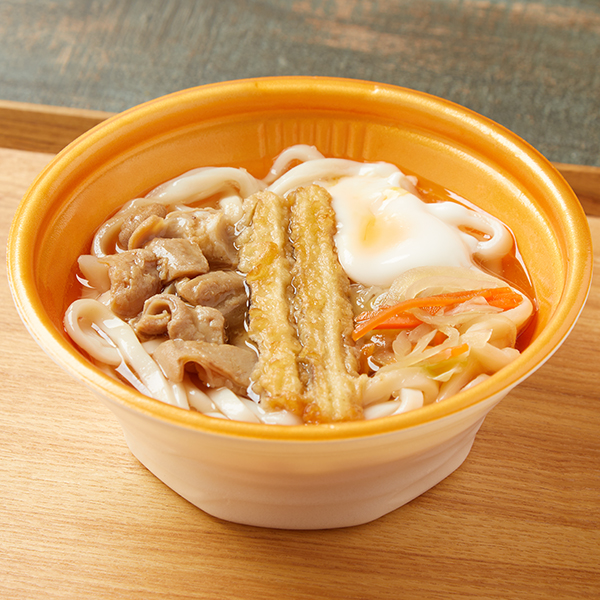 ファミマ「資さんうどん」監修第6弾。もつうどん/カツとじ丼風おむすび