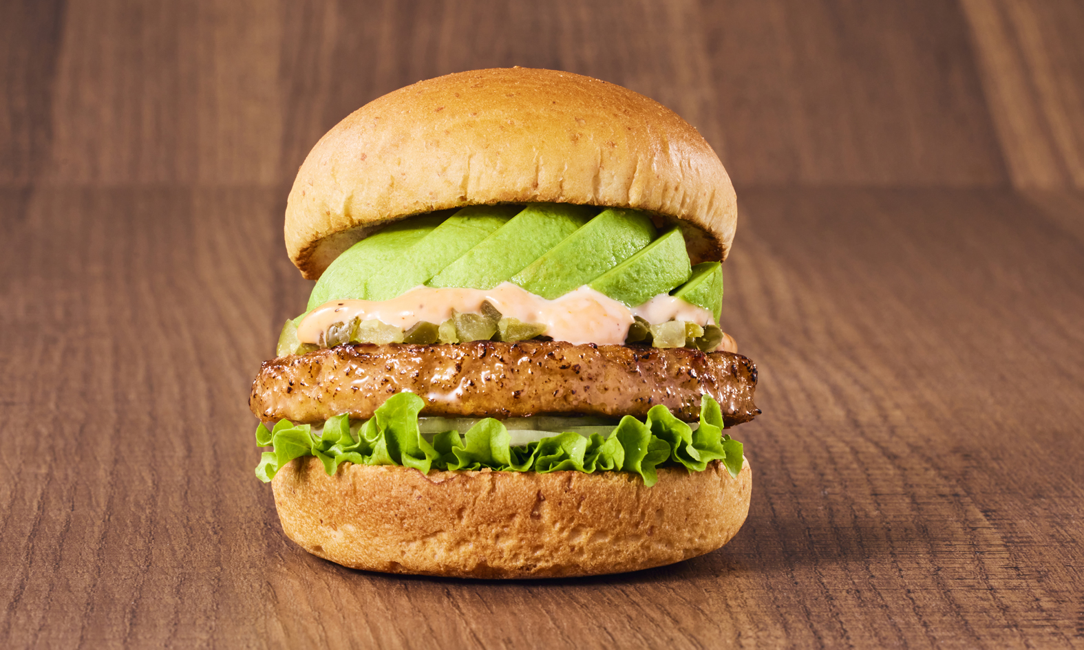 「ソイアボカドバーガー」（690円）