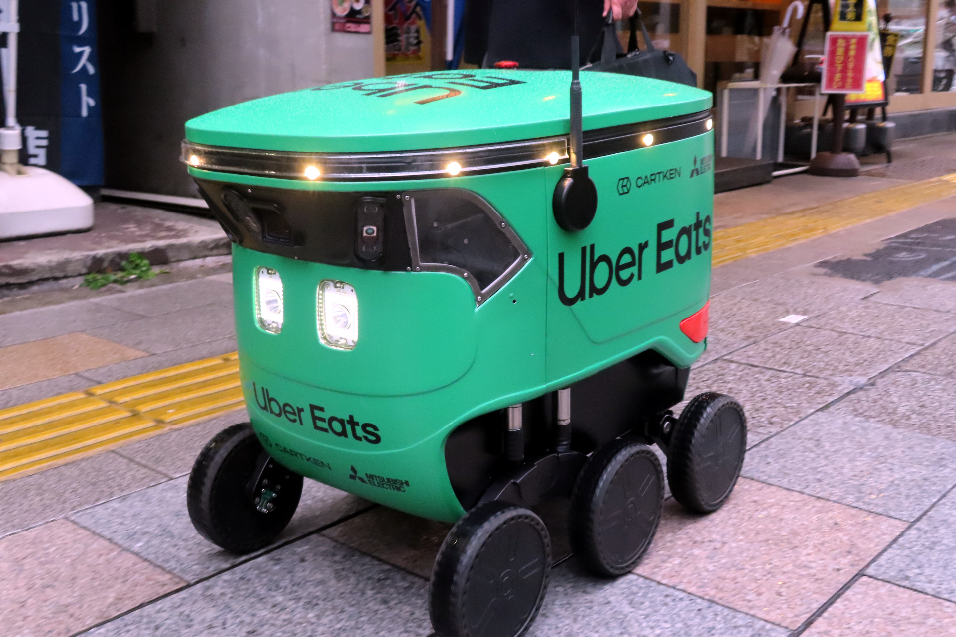 デリバリーロボット