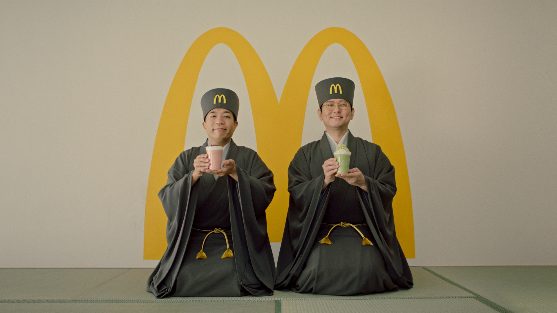 新TVCM「マックに春のフラッペがやってきた 茶室篇」