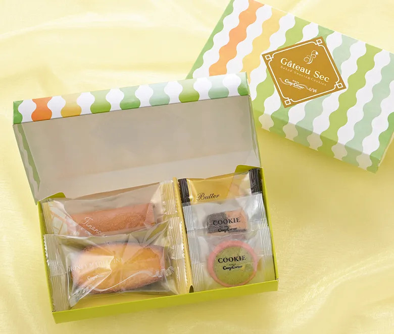 「銀座コージーコーナー 焼菓子＆クッキーアソート（5個入）」（699円）