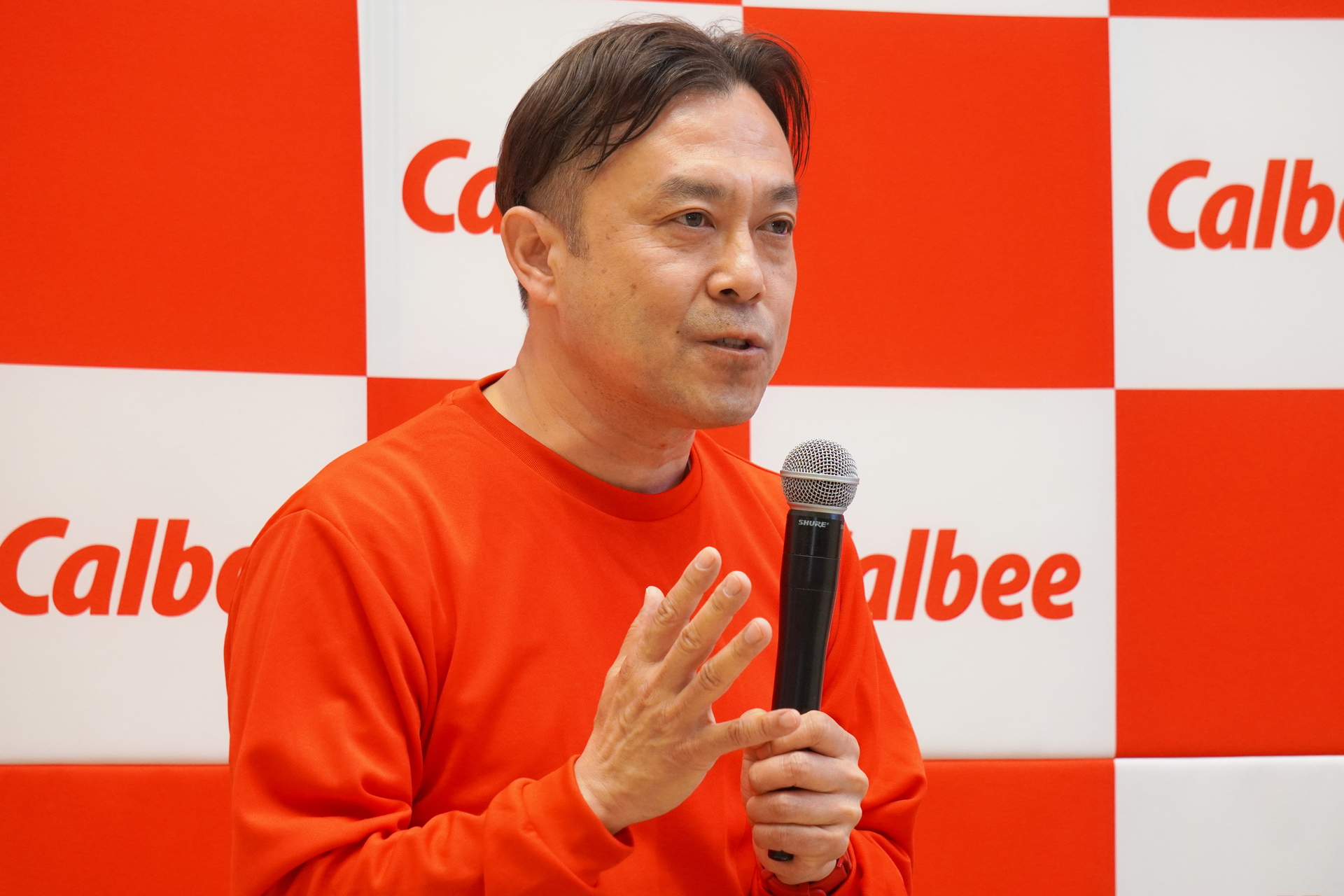 カルビー株式会社 マーケティング本部 オーツ麦部 ブランドディレクター 柳井秀政氏