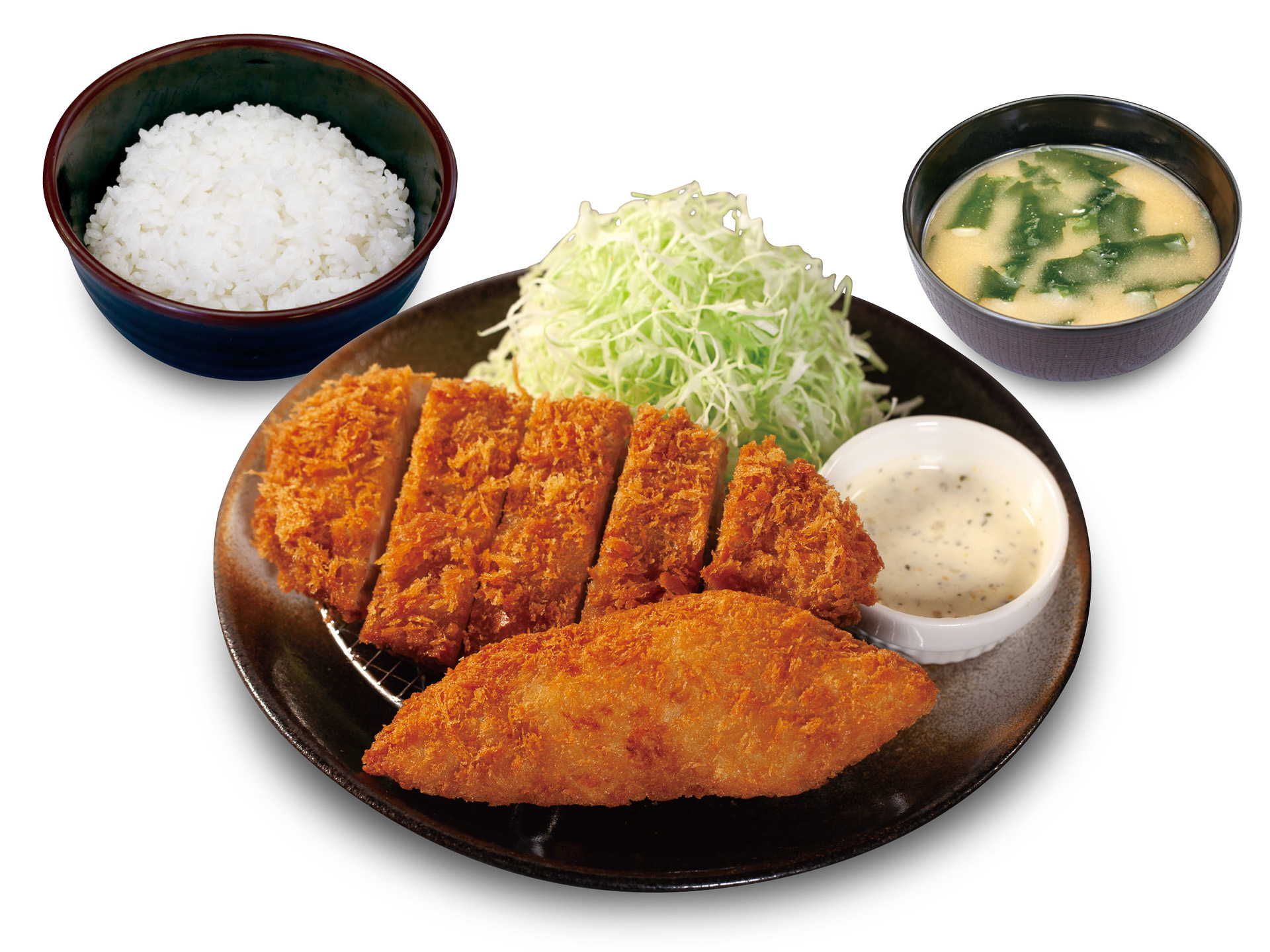 「ロースかつ＆白身魚フライ定食」（830円）