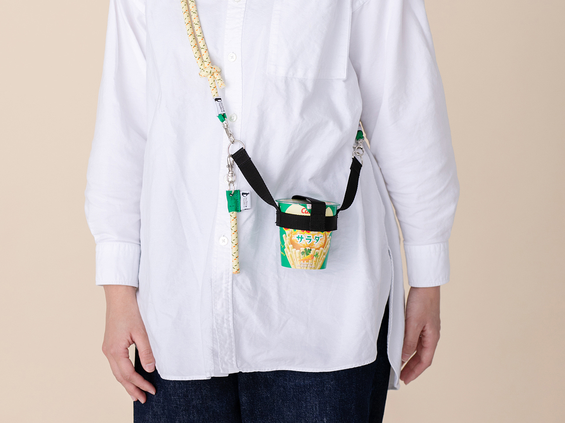 じゃがりこを持ち歩ける「じゃがりこホルダー」