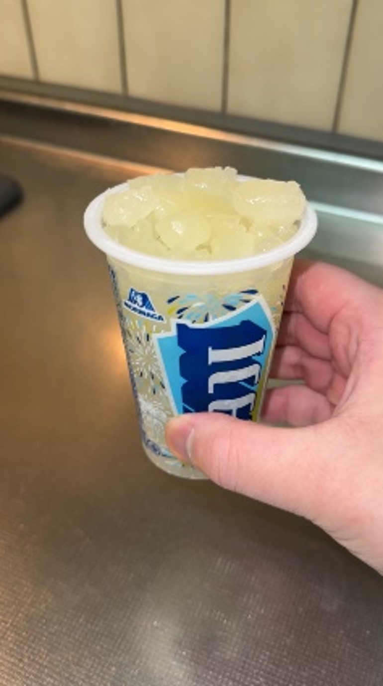 ハシダさんおすすめの「アイスボックス×サイダー」