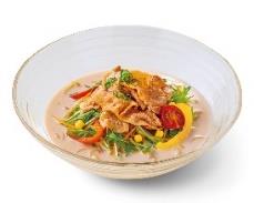 「豚しゃぶ冷やしちゃんぽん」（200g 980円）