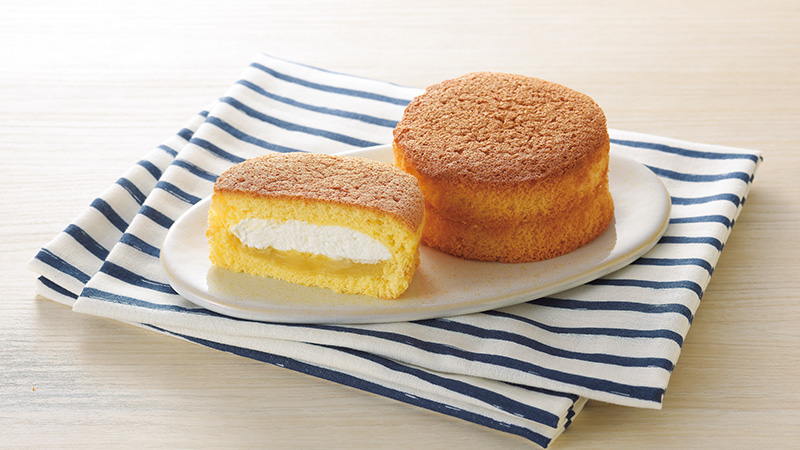 「ありあけハーバー監修 まるでハーバーな味わい シフォンケーキ」（235円）