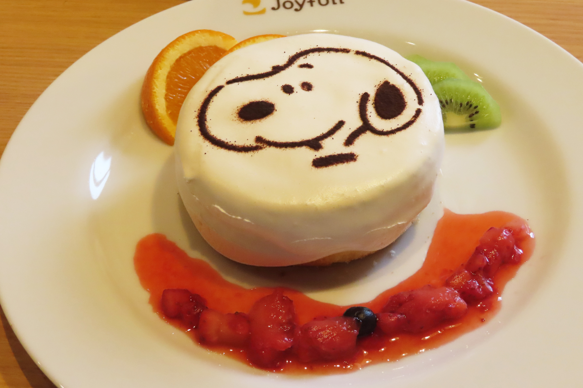 スヌーピーのヨーグルトホイップパンケーキ