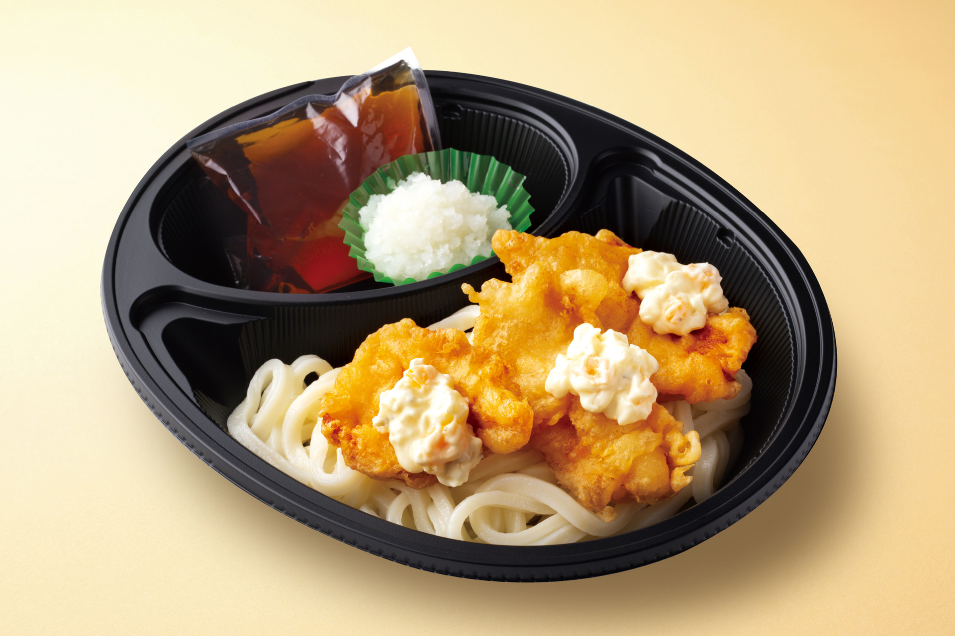 「タルタル鶏天おろしうどん～5種の出汁使用～」（538円）