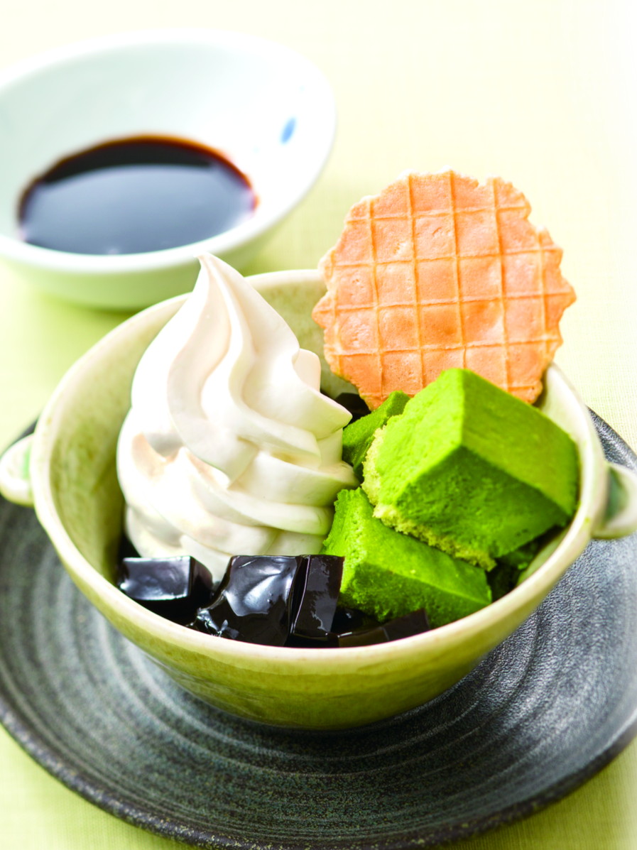 黒糖ゼリーと抹茶ムース