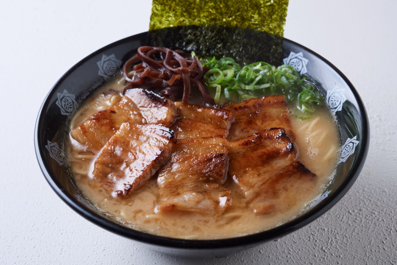 とんこつらーめん 俺式 純「照り焼きチャーシュー麺」