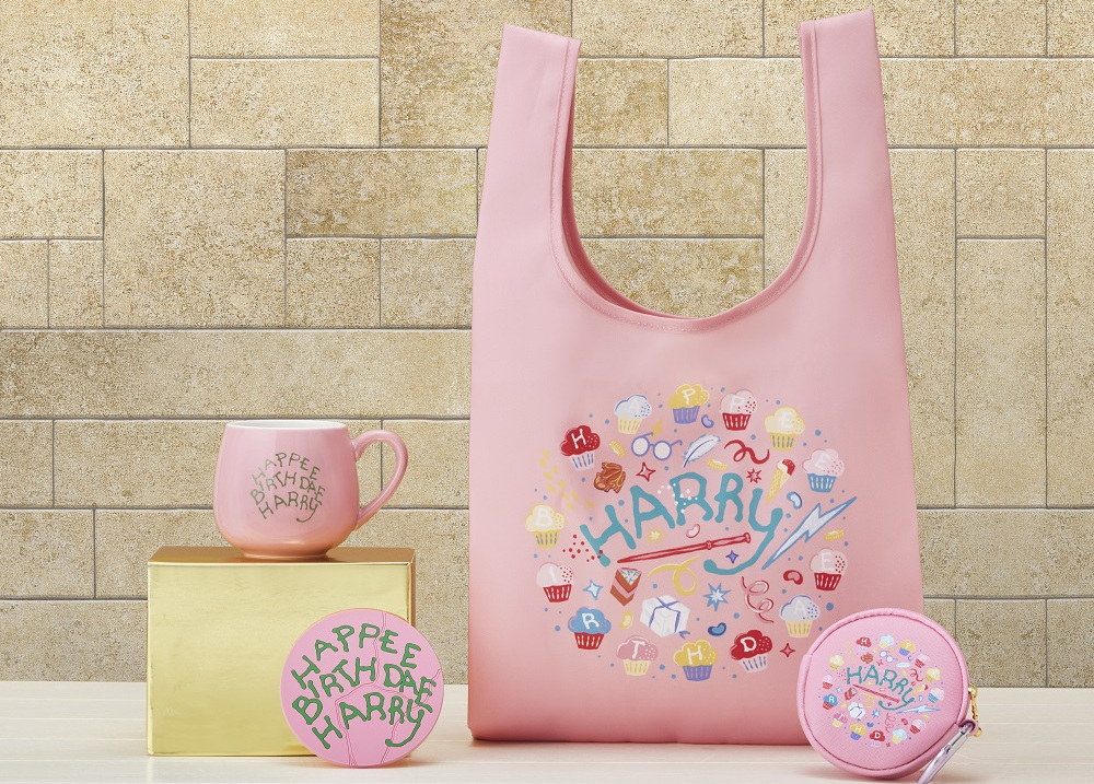 タリーズコーヒー「HAPPEE BIRTHDAE ケーキ」モチーフのグッズ