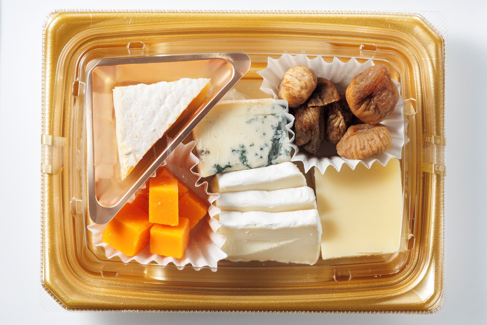 成城石井「フロマージュプラトーフランセ 180g」（1502円）