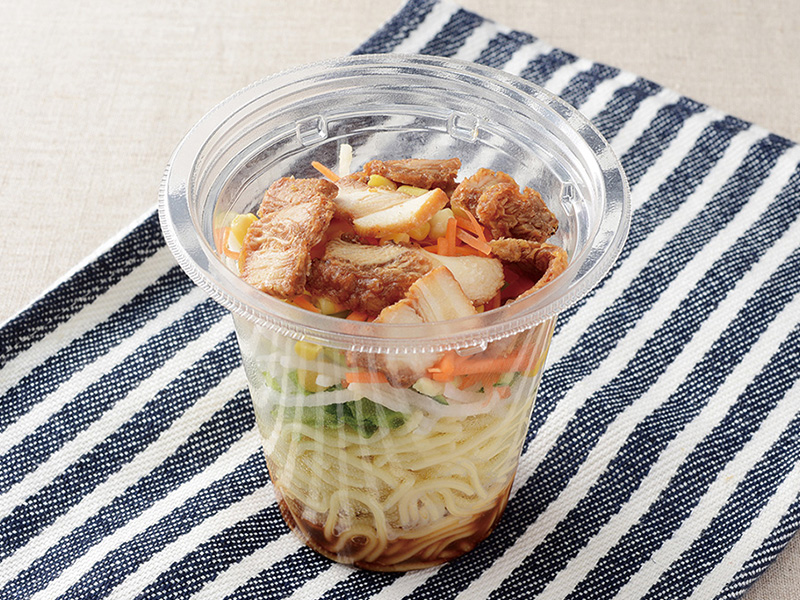 「振っておいしいパスタサラダ チャーシュー」（397円）