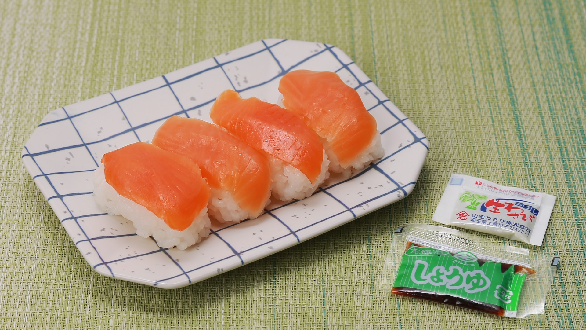 ミニ寿司（サーモン）