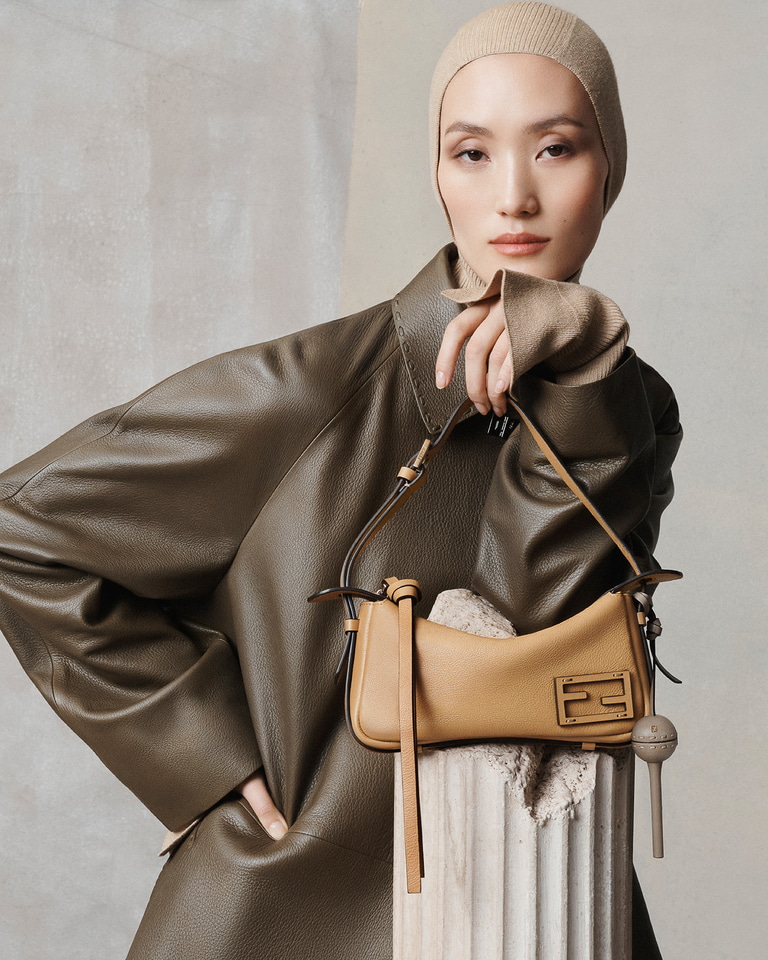 Lollipop holder charm Leather Beige | Fendi