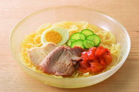 岩手県「2種の肉で食べる！盛岡冷麺」（646円）