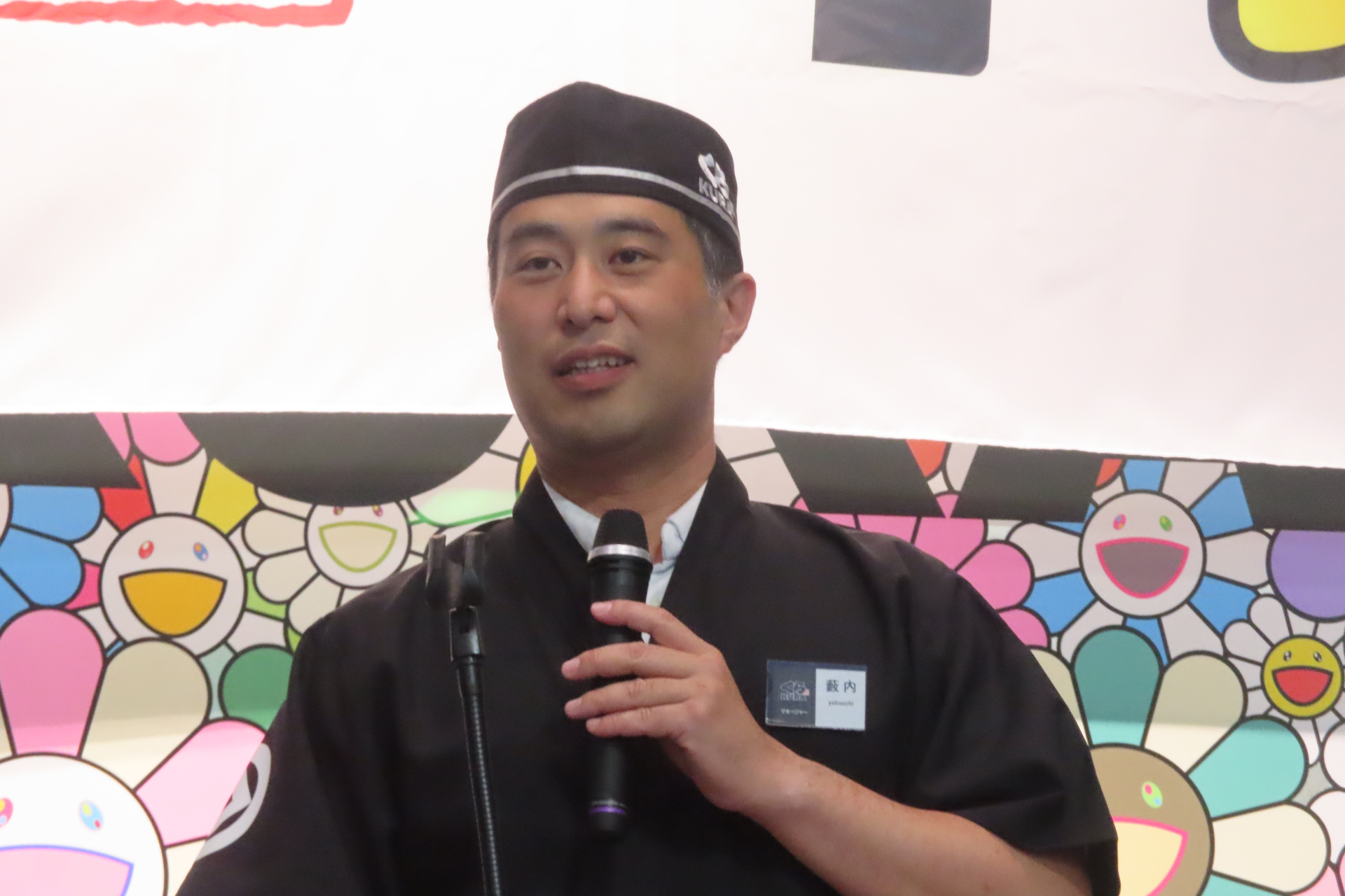 取締役営業本部長の藪内薫氏