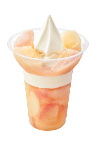 「得盛白桃パフェ」（645円）