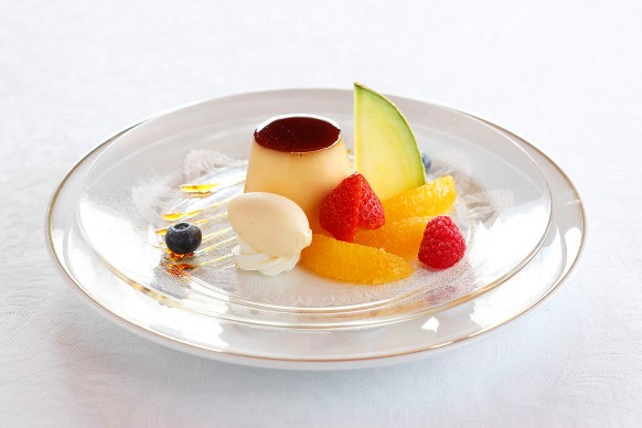 資生堂パーラーの「プリン アラ モード」