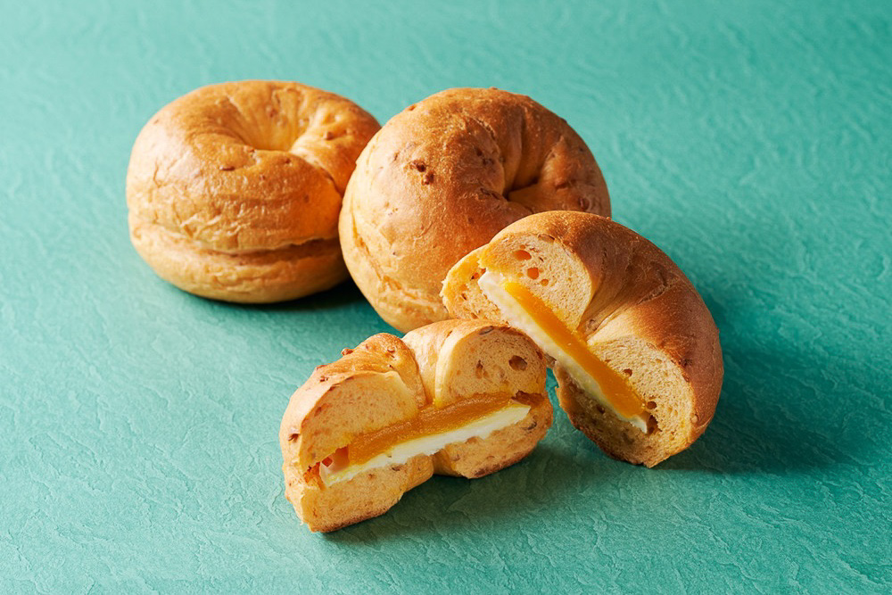 「ベーグルサンド パンプキン＆クリームチーズ」