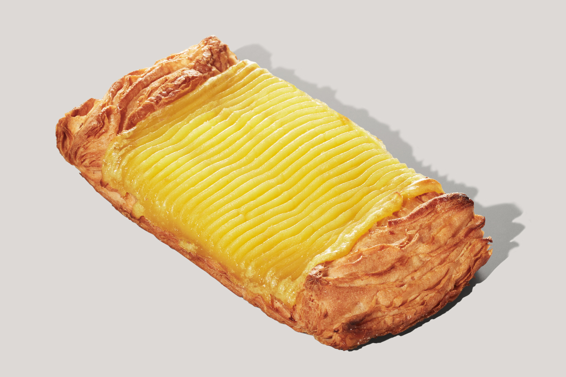 「スイートポテトデニッシュ」（380円）